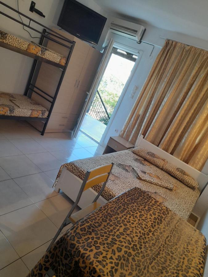 Vila Leopard Aparthotel Stavros  Exterior foto