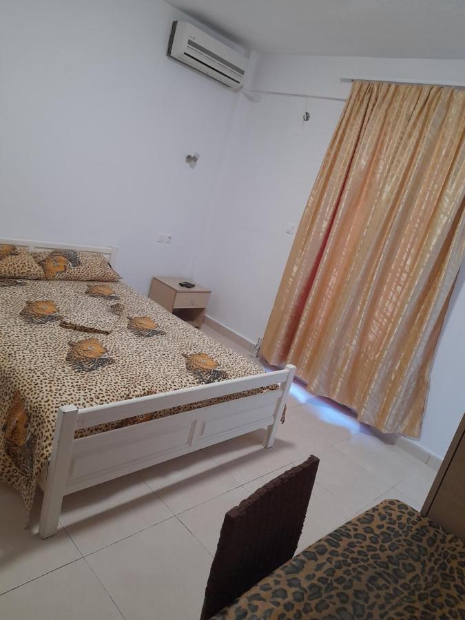 Vila Leopard Aparthotel Stavros  Exterior foto